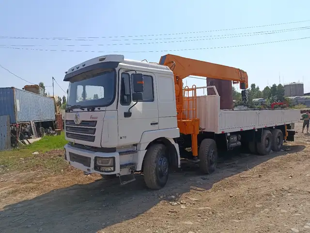 Автокран, Душанбе