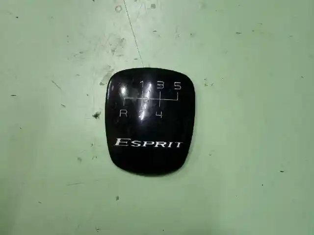 Значок КПП на Mercedes-Benz, Худжанд