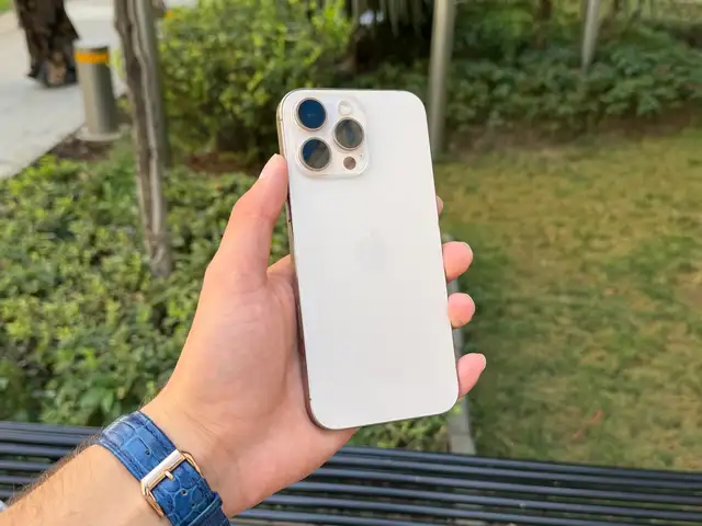 Apple iPhone 16 Pro Max, 256 gb, Desert Titanium, Душанбе