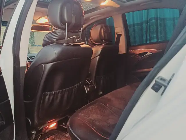 Mercedes-Benz E class, 2007, Яван - 6