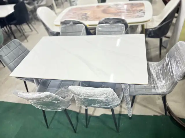 Стол со стульями, Душанбе