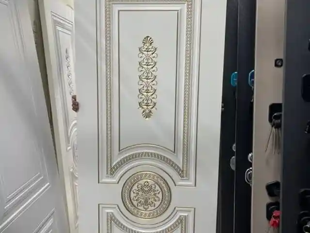 Дверь Эмаль, Душанбе