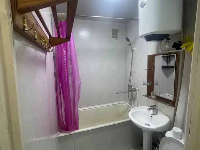 3-комн. квартира, 2 этаж, 52 м², 32 мкр, Худжанд - 10