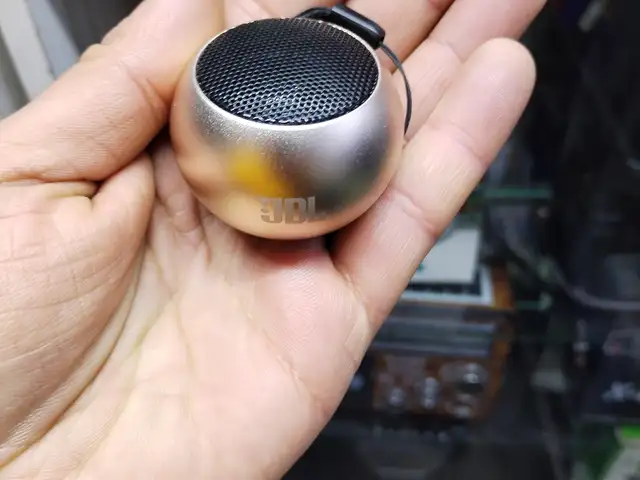 Колонка JBL, Хуҷанд