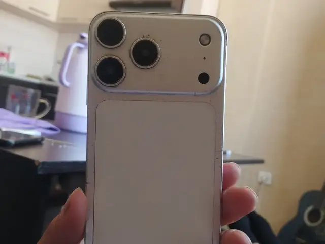 Apple iPhone 17 Pro, 128 gb, Silver, Хуҷанд
