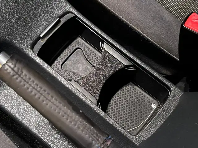 Подстаканник от Volkswagen golf 6, Душанбе