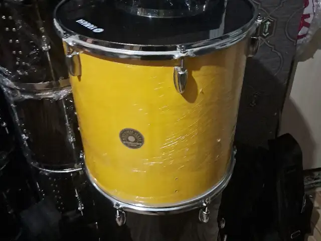 Бас, Душанбе