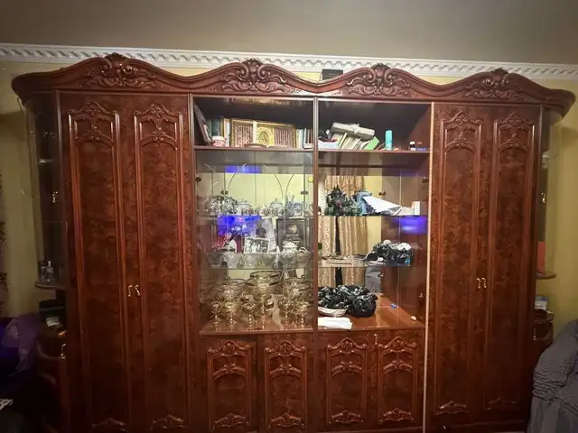 Стенка, Канибадам