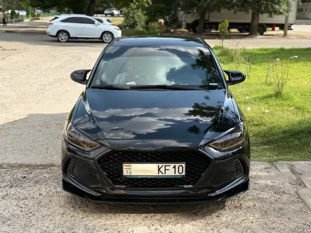 Hyundai Elantra