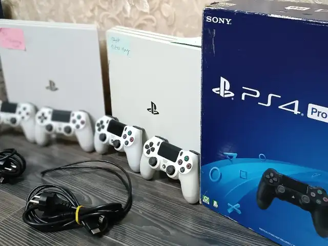 Игровая приставка Sony PS 4 pro, Душанбе