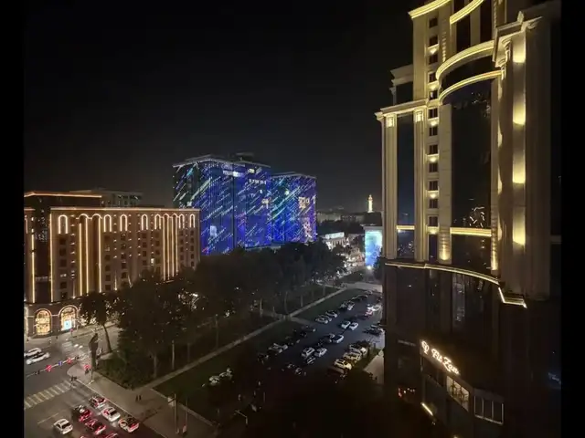 3-комн. квартира, 12 этаж, 130м², Cомони, Душанбе