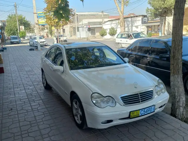 Mercedes-Benz C class