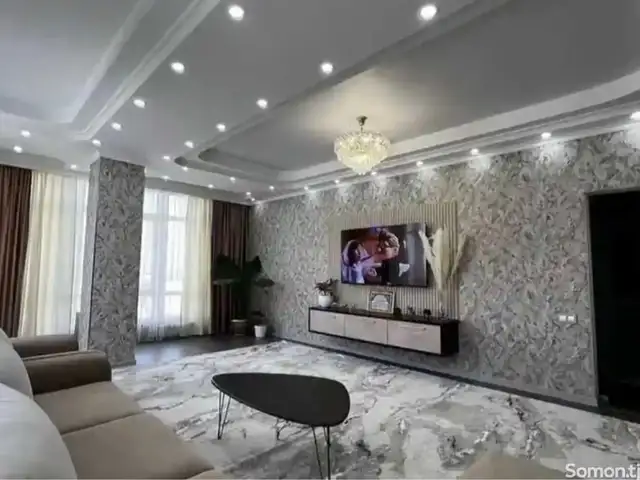 2-комн. квартира, 3 этаж, 77 м², 19 мкр, Худжанд
