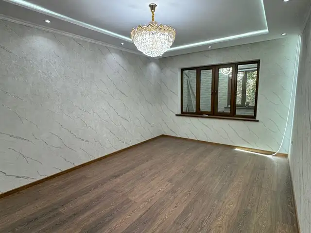 3-комн. квартира, 3 этаж, 90 м², 4 мкр, Турсунзаде