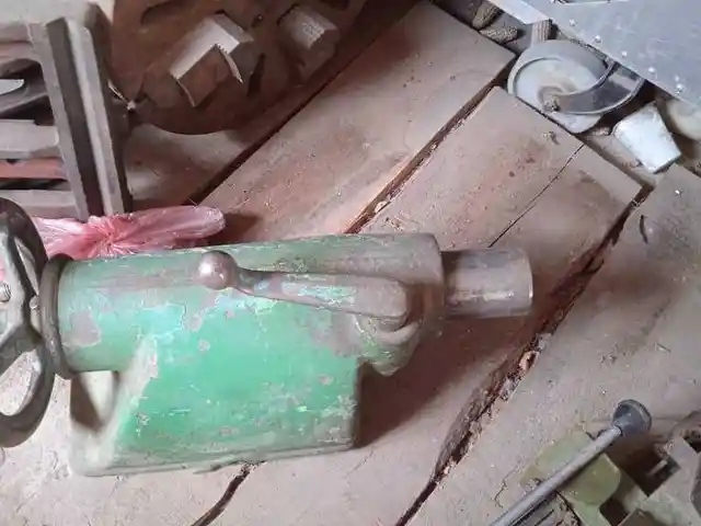 Задняя бабка токарного станка, Душанбе
