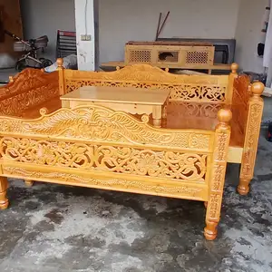 Тапчан, Душанбе