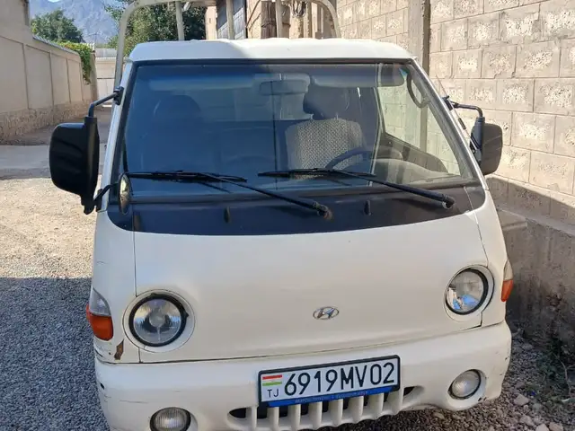 Бортовой автомобиль Hyundai Porter, 2003, Худжанд