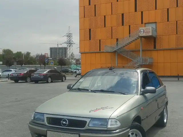 Opel Astra F
