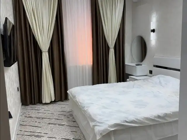 3-комн. квартира, 1 этаж, 84м², 19 мкр, Худжанд
