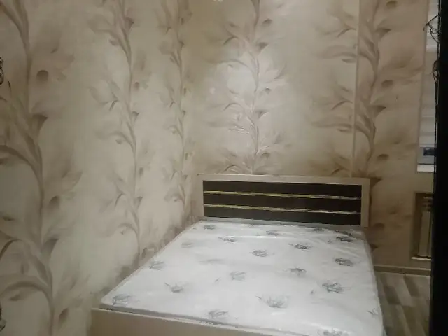 Двуспальная кровать, Душанбе