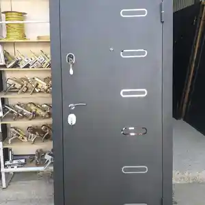 Дверь, Душанбе