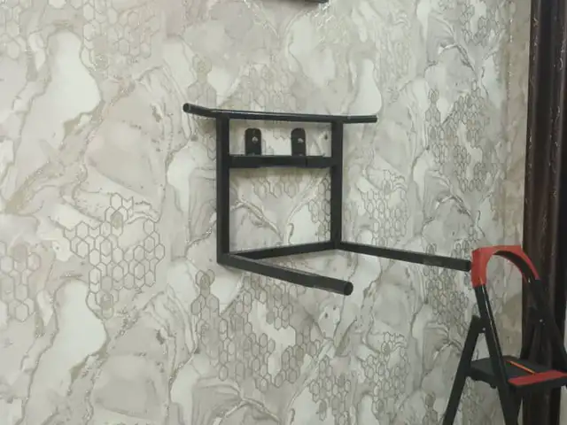 турник, Душанбе