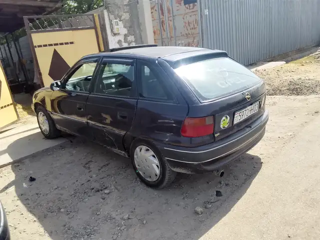 Opel Astra F