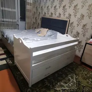 Колыбель, Душанбе