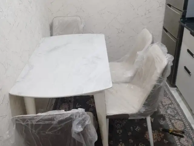 Стол со стульями, Душанбе