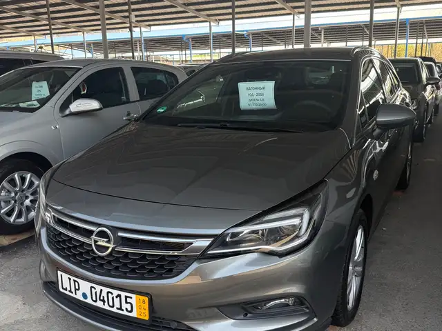 Opel Astra K