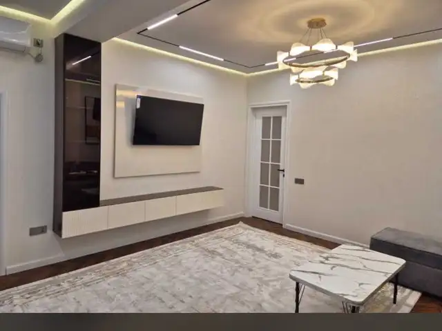 2-комн. квартира, 6 этаж, 77м², зелёный , Душанбе
