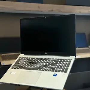 Ноутбук HP Silver, Худжанд