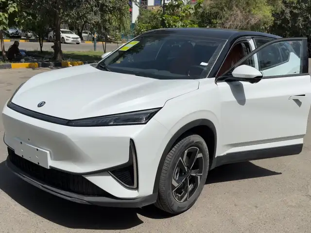 Dongfeng L7