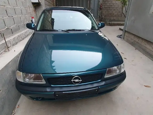 Opel Astra F