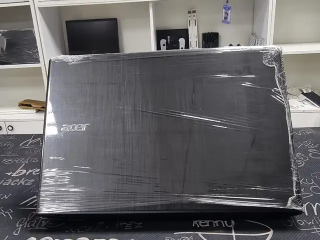 Ноутбук Acer i7 7500u ram 16gb ssd 2gb, Душанбе