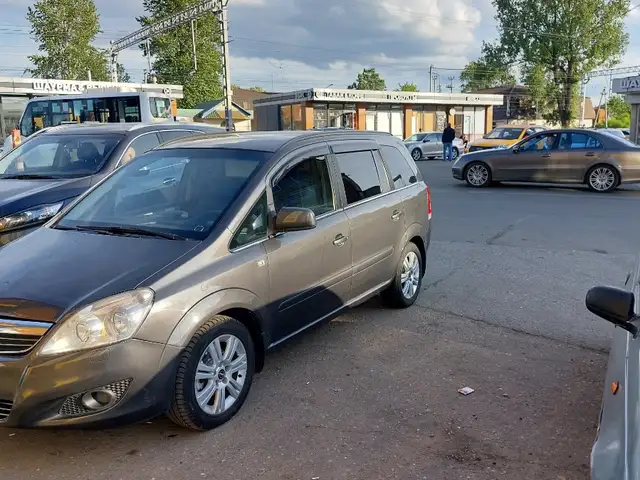 Opel Zafira