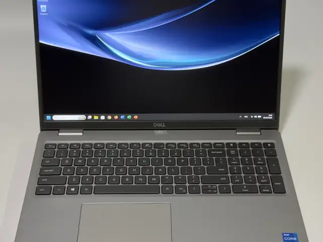 Ноутбук Dell Latitude 5521 i5-11gen, Хуҷанд
