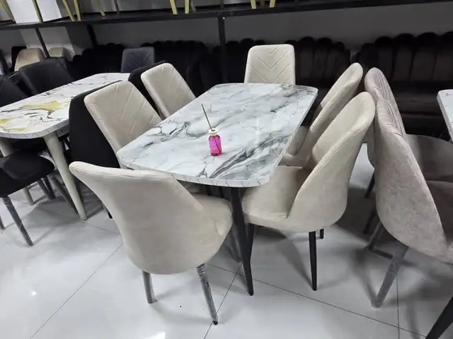 Стол и стулья, Душанбе