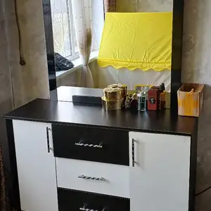 Трюмо, Гулистон (Кайраккум)