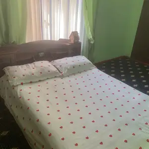 Кровать двуспальная, Турсунзаде