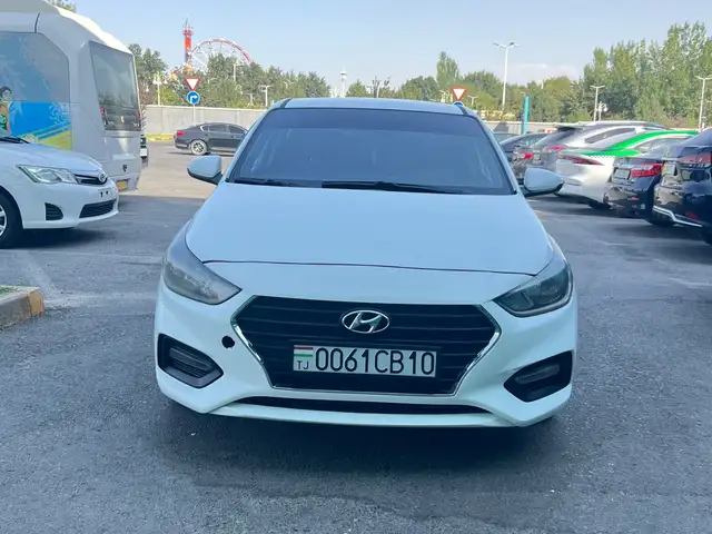 Hyundai Accent