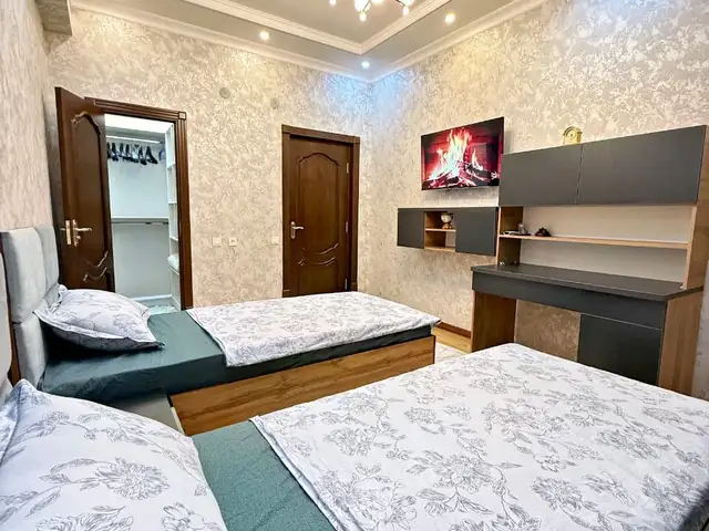 3-комн. квартира, 1 этаж, 81 м², 19 мкр, Худжанд - 4