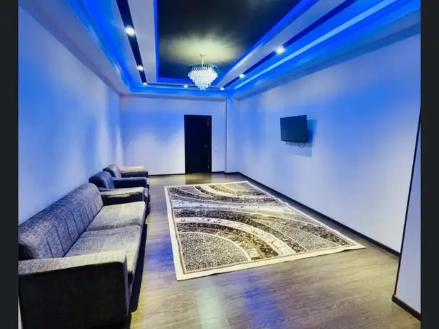 2-комн. квартира, 2 этаж, 100м², И.сомони, Душанбе