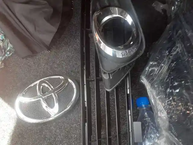 Решетка от Toyota Camry 2 2010-2011, Душанбе