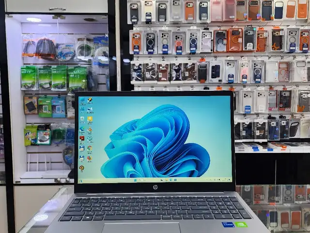 Ноутбук HP, Худжанд