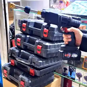 Аппарат высокого давления для мойки автомобиля, Душанбе