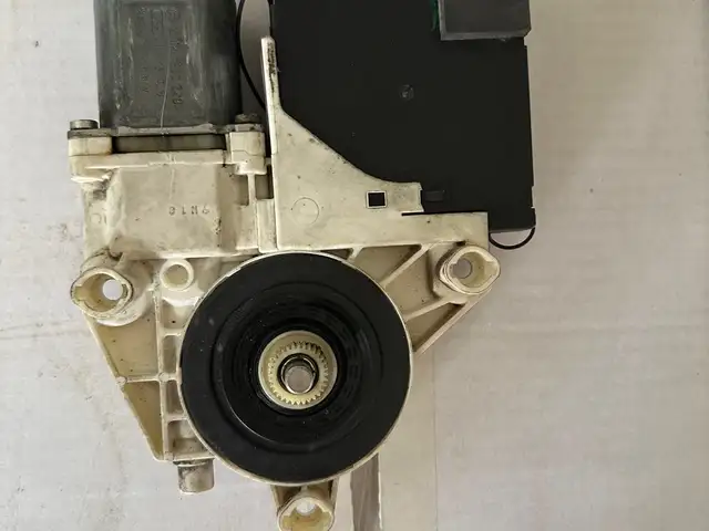Мотор стеклоподъёмника Volkswagen, Худжанд