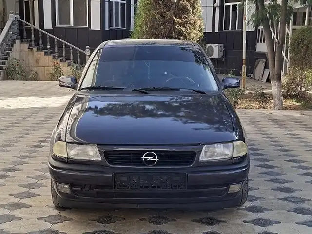 Opel Astra F