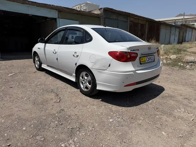Hyundai Avante, 2010, Хуҷанд - 4