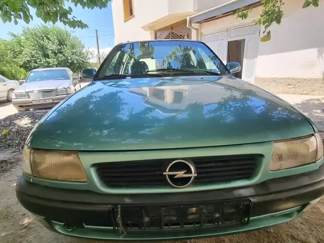 Opel Astra F